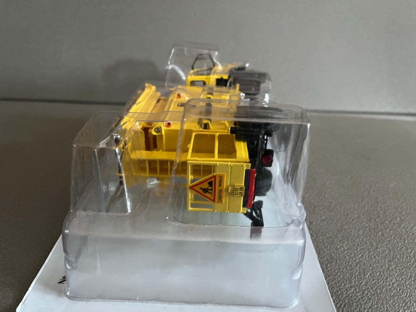 Voiture miniature Camion Berliet 620 KB Lignes Aeriennes Hachette 1/43