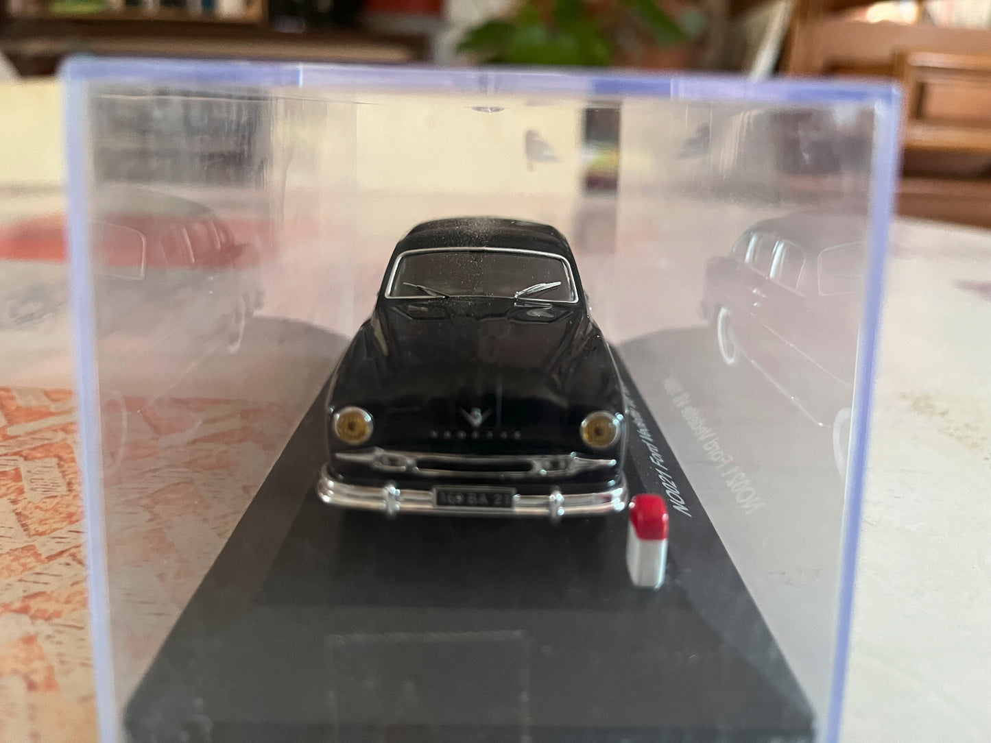 Voiture Miniature Ford Vedette V8 1954 Nostalgie au 1/43