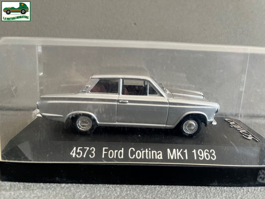Voiture Miniature 4573 Ford Cortina MK1 1963 Solido au 1/43