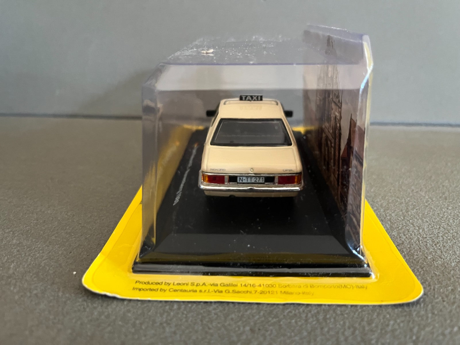 Voiture Miniature Opel Rekord E Nuremberg 1980 Taxi du Monde au 1/43