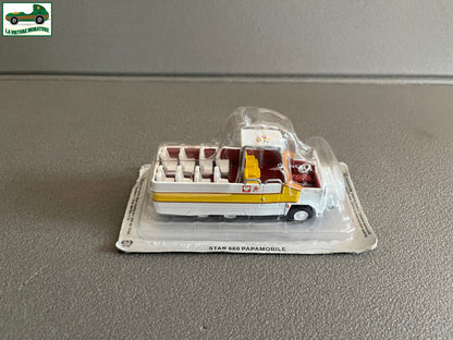 Voiture Miniature Star 660 Papamobile IST Pays de L'est au 1/72