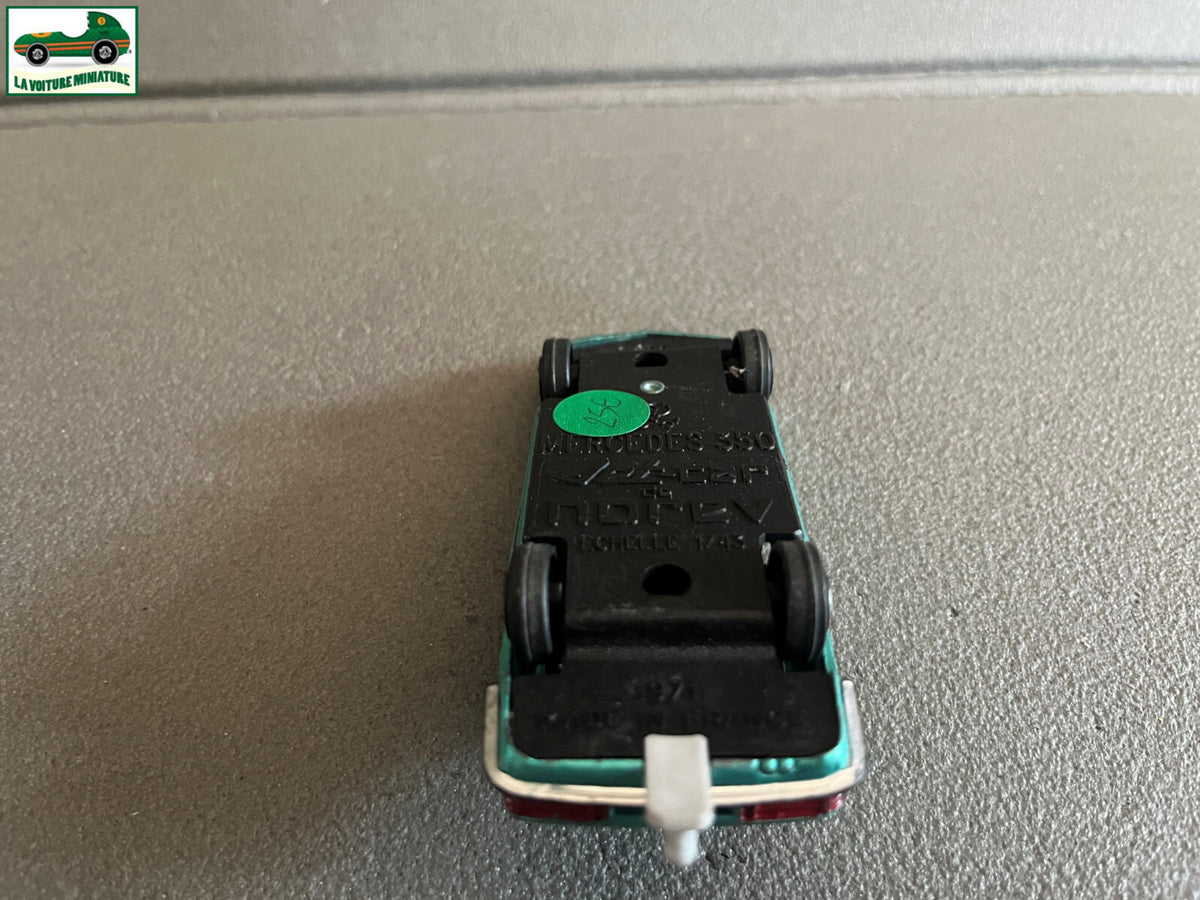 Ancienne Voiture Miniature Mercedes 350 Jet Car Norev France au 1/43