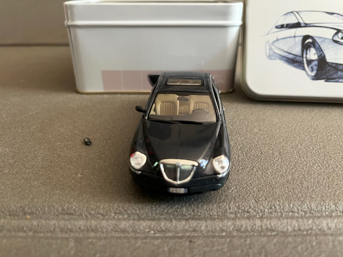 Voiture Miniature Lancia Thesis Norev Boite Metal au 1/43