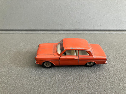 Ancienne Voiture Miniature Ford Taunus 12M 538 France Meccano Dinky Toys 1/43