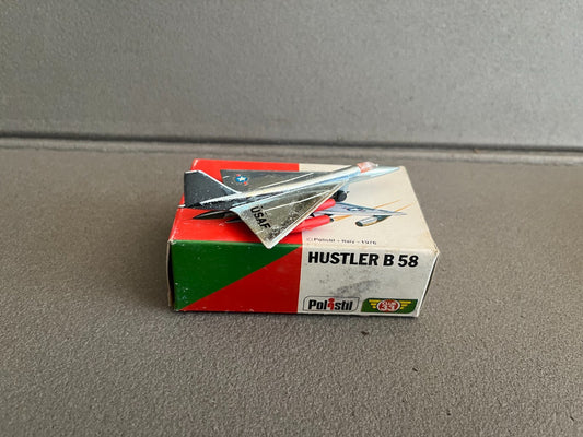 Ancien Avion miniature Militaire Hustler B 58 Club 33 Polistil 1976