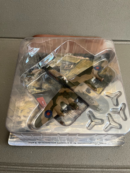 Avion miniature Militaire Bombardier Short Stirling Mk III Altaya 1/72