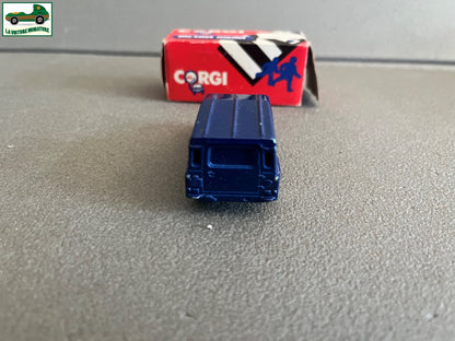 Ancienne Voiture Miniature Corgi Land Rover Made GT Britain Echelle Majorette