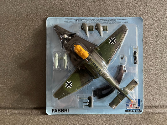 Avion miniature Militaire Stuka Fabbri Italeri 1/100