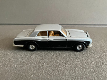 Jouet Ancien Voiture Miniature Rolls Royce Corniche Corgi Gt Britain 1/36