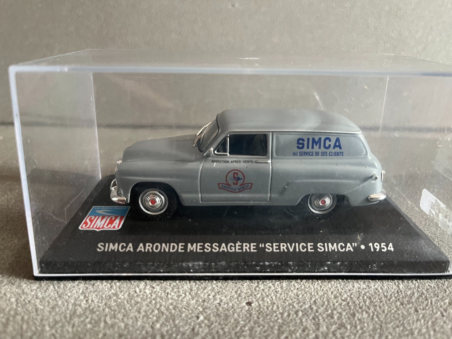Voiture miniature Simca Aronde Messagère Service 1954 Altaya au 1/43