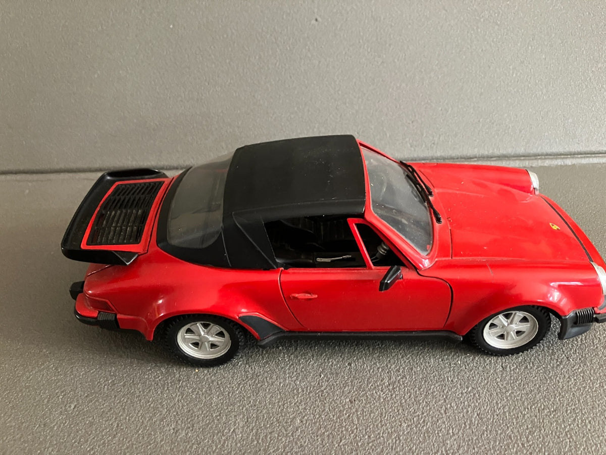 Voiture Miniature Porsche 911 Turbo Polistil Italy au 1/16
