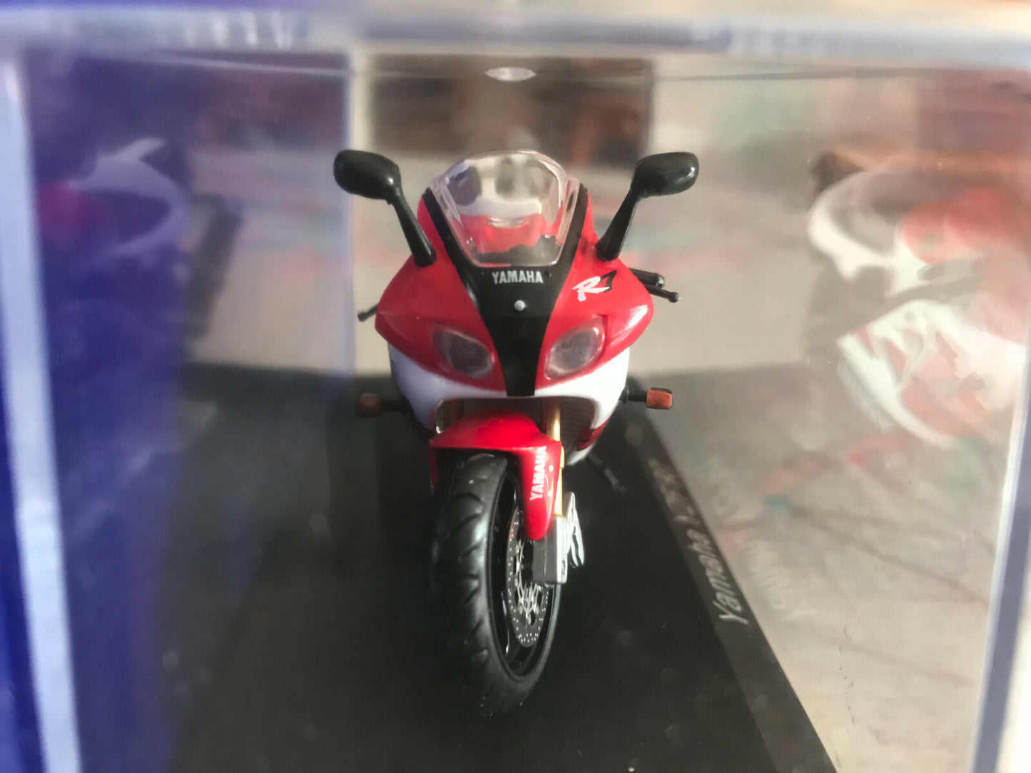 Moto miniature Yamaha YZF R7 Les Grandes Motos Altaya au 1/24