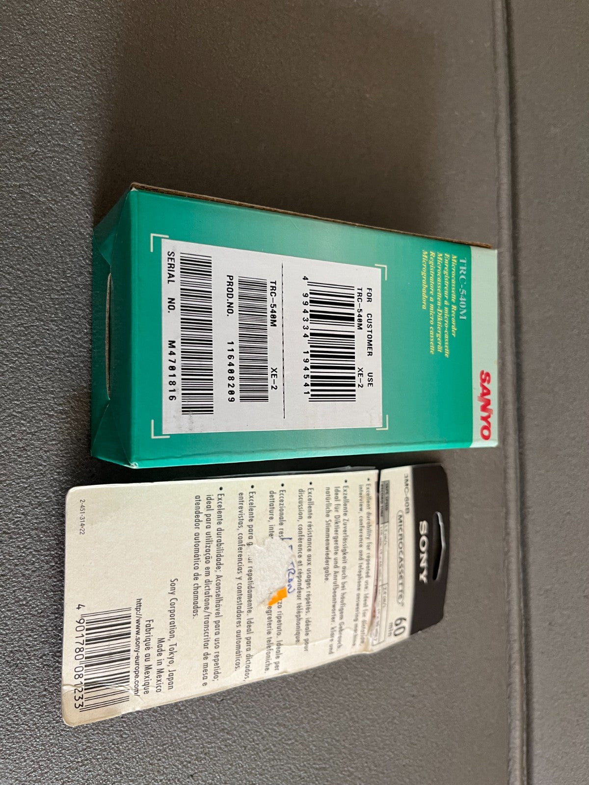 Ancien Magnétophone Micro Cassette Recorder Dictaphone Sanyo TRC-540M