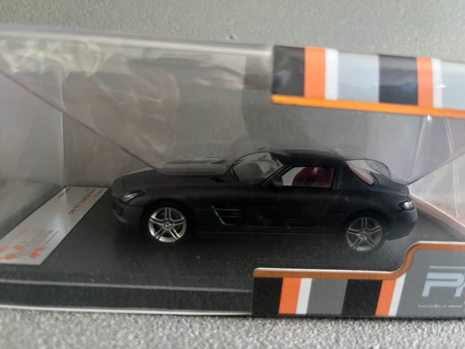 Voiture Miniature Mercedes Benz SLS AMG 2011 Premium X au 1/43