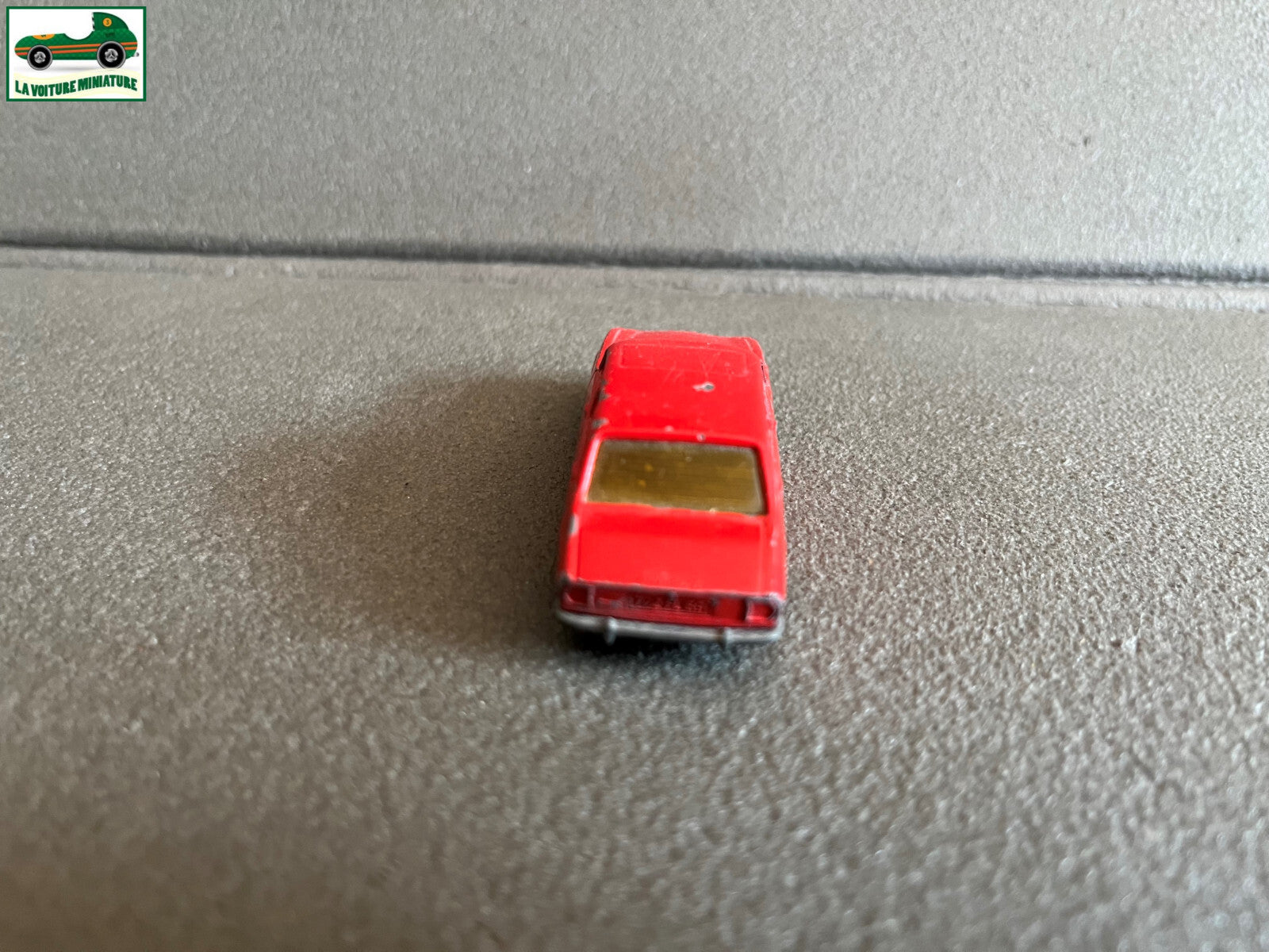 Ancienne Miniature Voiture Peugeot 504 MiniJet Norev France 1/64