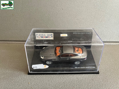 Voiture Miniature 20750 Aston Martin Vanquish Vitesse au 1/43
