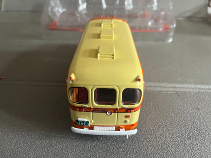 Voiture miniature Isuzu BXD 30 1/43 Autobus Autocars du Monde