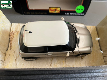 Voiture miniature Mini Cooper Maisto au 1/24