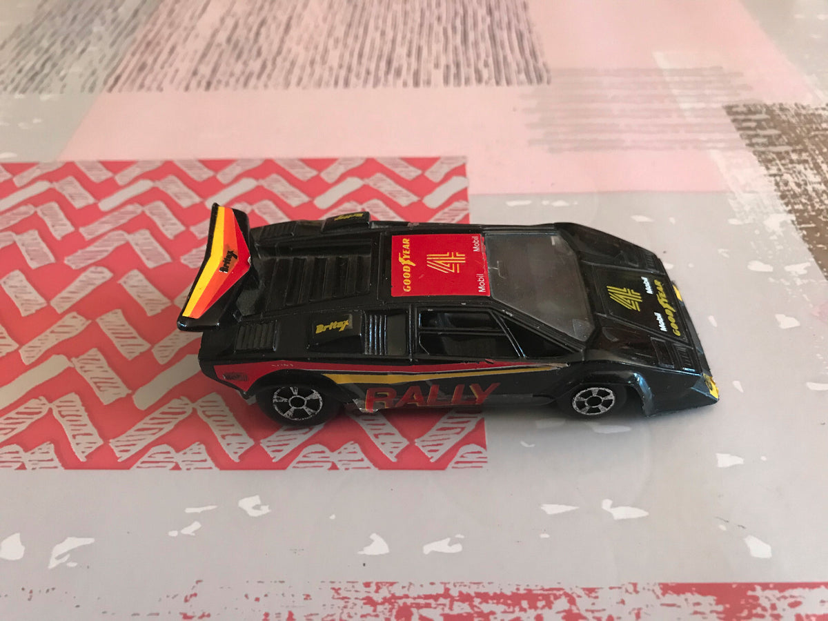 Ancienne Voiture Miniature Lamborghini Countach Polistil Italy 1/40