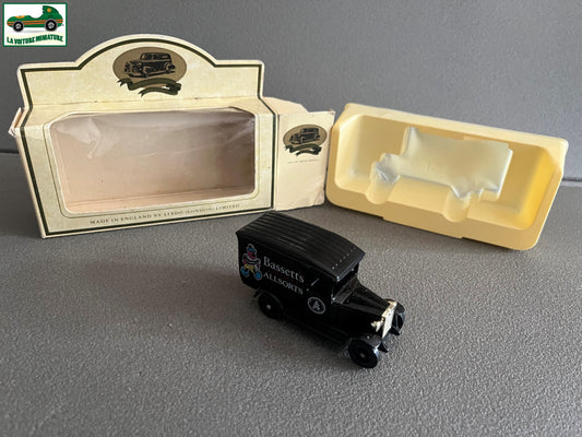 Voiture Miniature anglaise Tacot Ford Liquorice Bassetts Allsorts LLedo