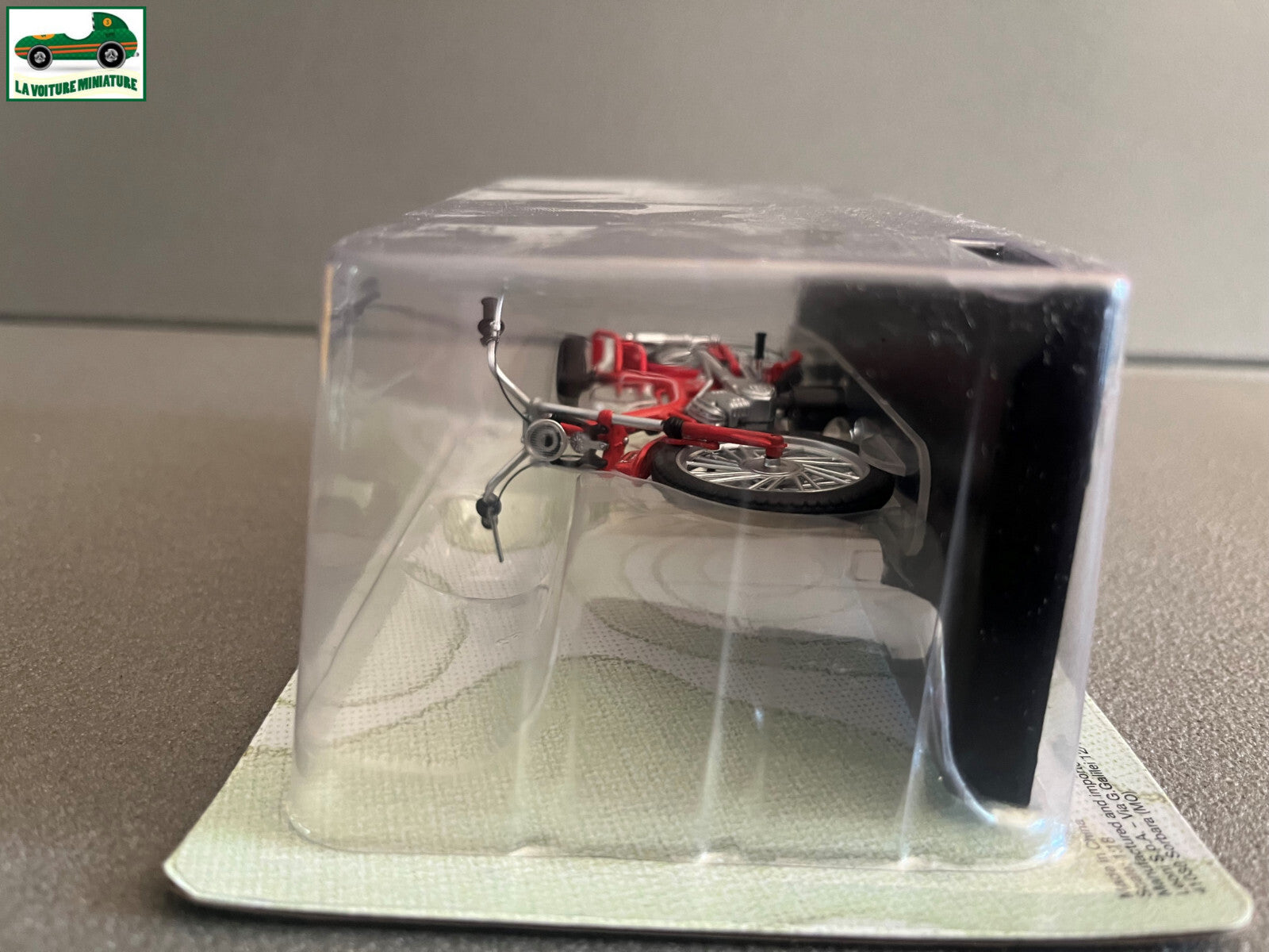 Moto Cyclomoteur miniature Oscar Mister College Prototipo Leo Models 1/18