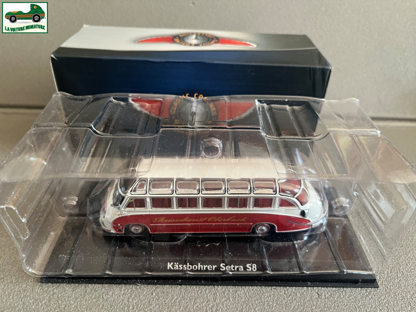 Voiture miniature Kassbohrer Setra S8 Autobus Bus Autocar Atlas 1/72