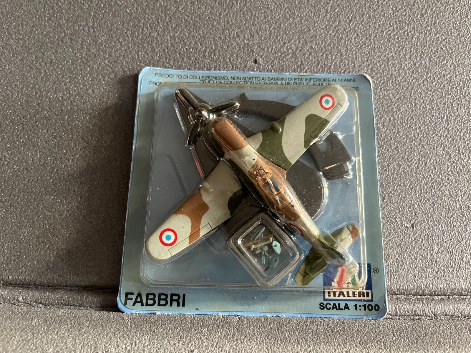 Avion miniature Militaire M.S. 406 Fabbri Italeri 1/100