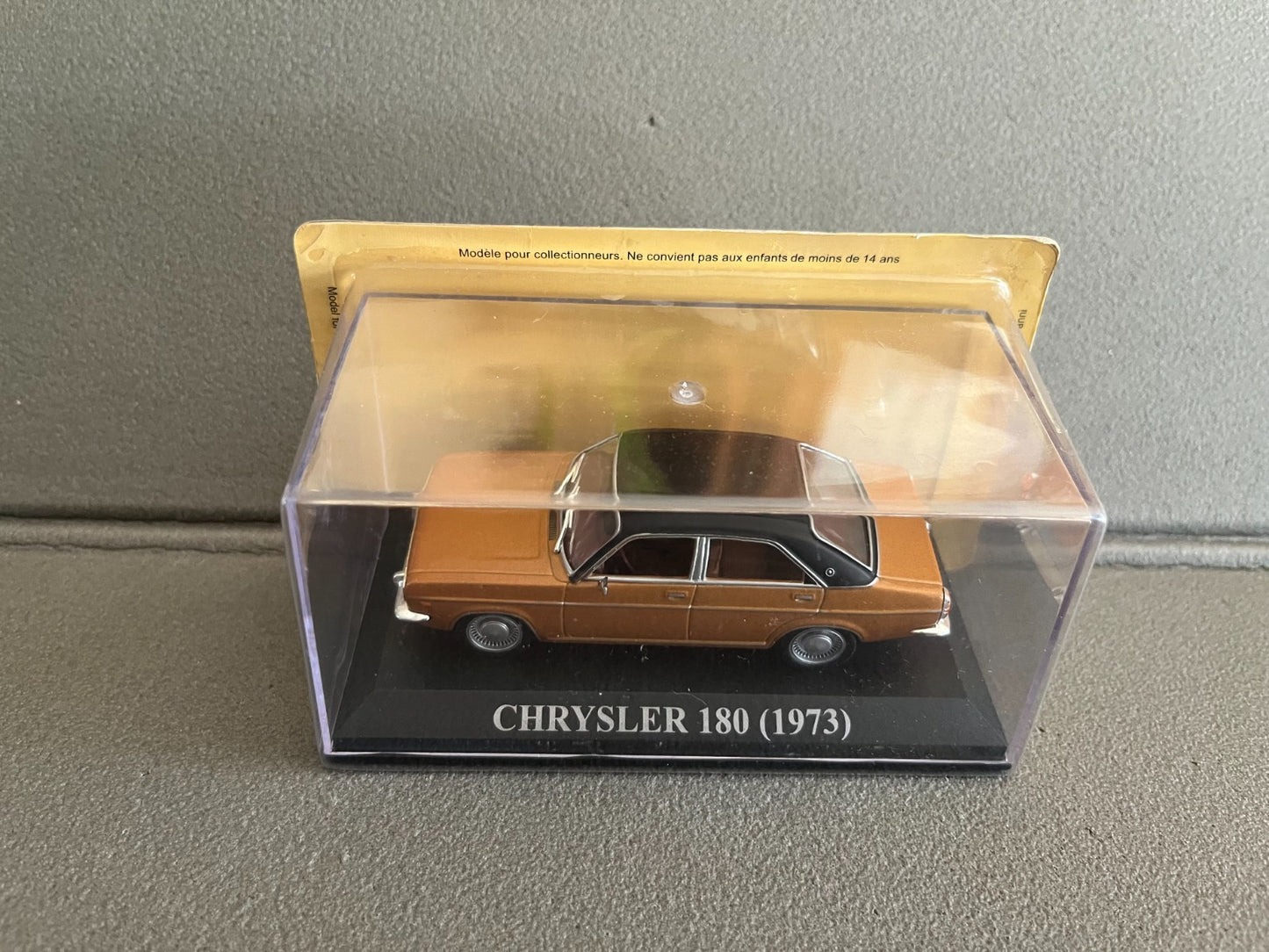 Voiture Miniature Chrysler 180 1973 Altaya au 1/43