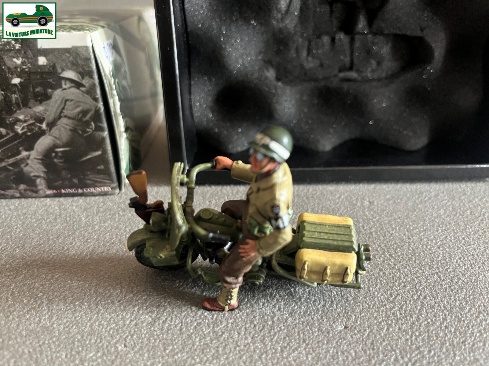 Miniature Militaire King & Country Moto Police US WWII Plomb 1/30 DD41