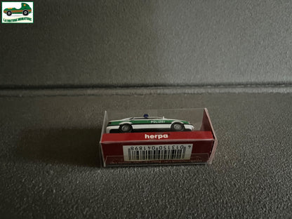 Voiture Miniature Volkswagen Passat Polizei Herpa au 1/87 HO