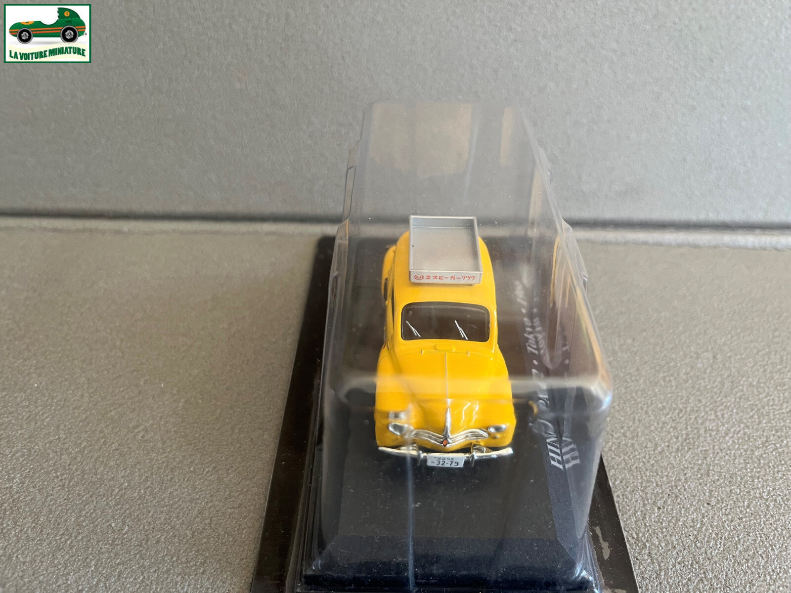 Voiture Miniature Renault 4CV Hino PA62 Tokyo 1966 Taxi Du Monde au 1/43 Altaya