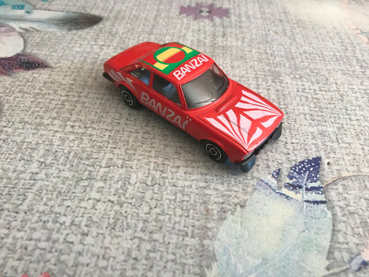 Voiture Miniature Peugeot 504 Banzai Solido France au 1/43