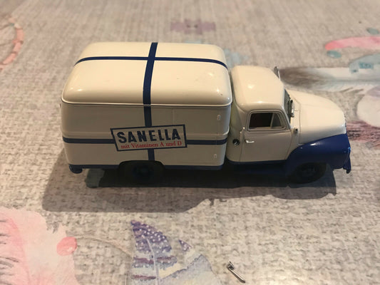 Voiture Miniature Camion Opel Blitz 1.75t Minichamps Sanella au 1/43 Défauts