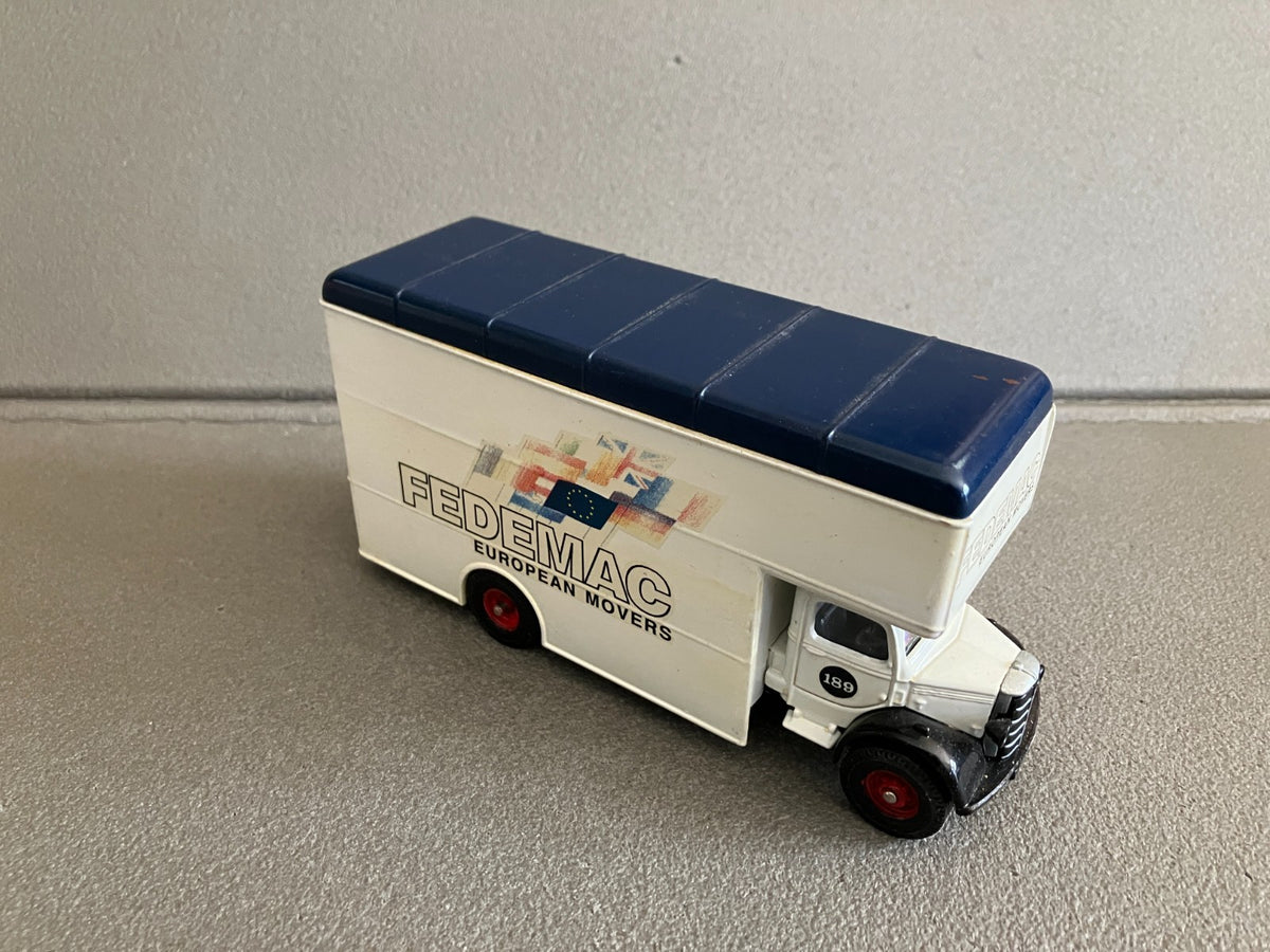 Voiture Miniature Camion Bedford Luton Van Fedemac Corgi 1/50