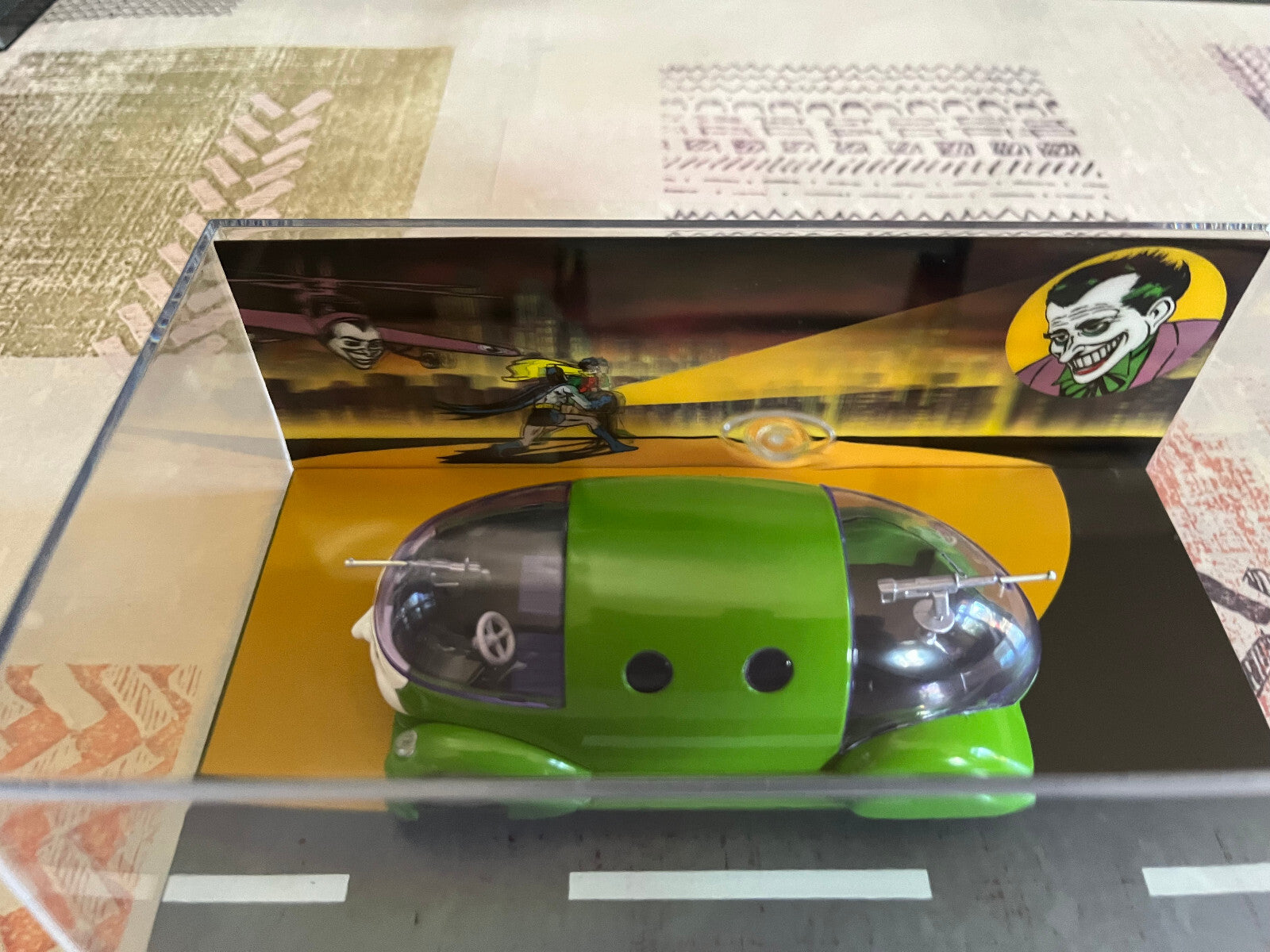 Voiture Miniature Batmobile Les Véhicules de Batman #37 Jokermobile 1/43