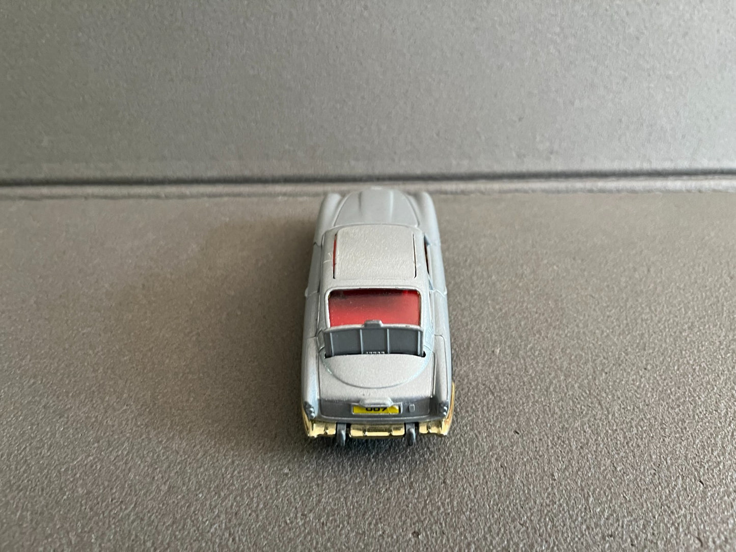 Voiture Miniature Aston Martin DB5 007 Corgi 1/32 1/36