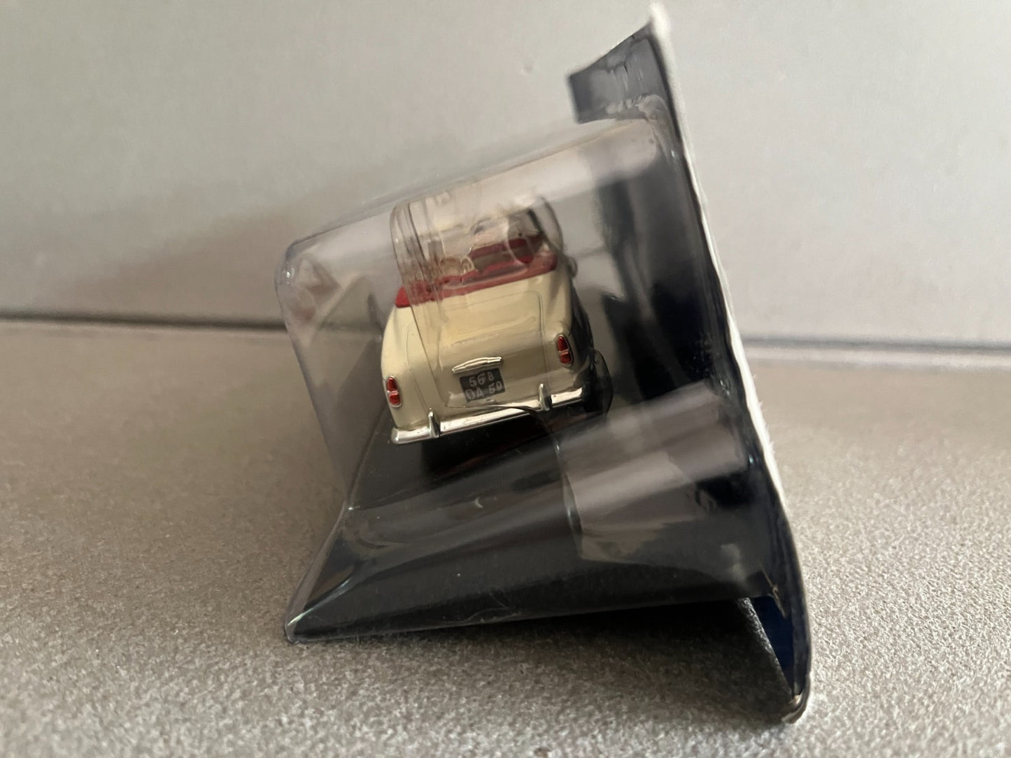 Voiture Miniature Peugeot 403 Cabriolet 1960 Norev Hachette au 1/43