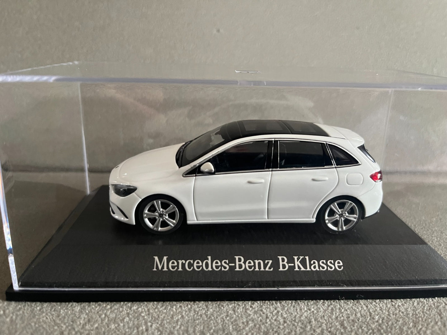 Voiture Miniature Mercedes Benz B-Klasse 2018 Herpa au 1/43