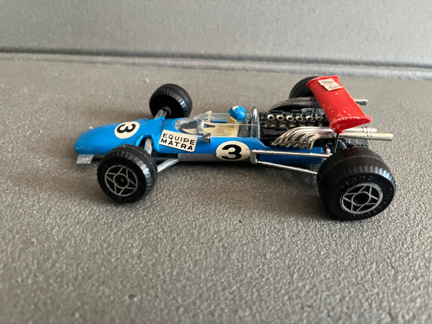 Jouet Ancien Voiture Miniature Matra F1 Politoys Italy au 1/32 Epave