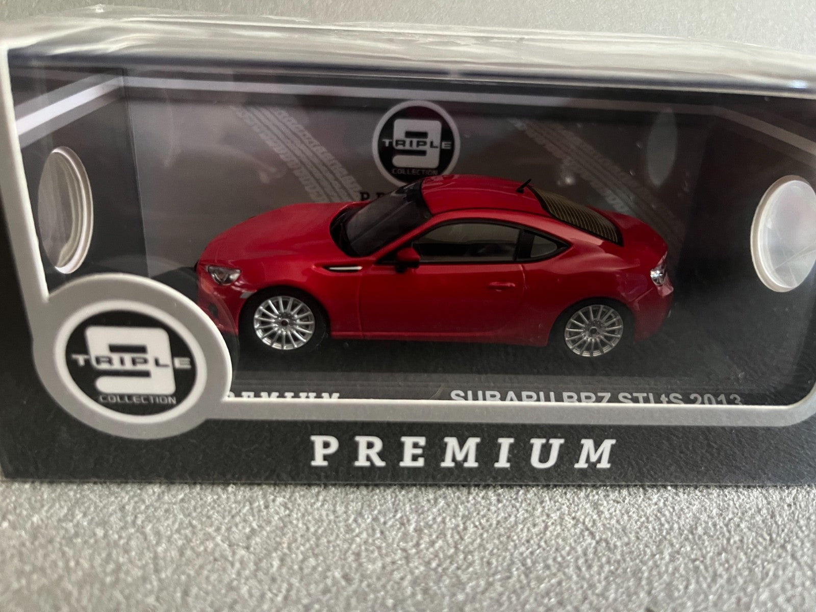Voiture Miniature Subaru BRZ STI tS 2013 Triple 9 au 1/43