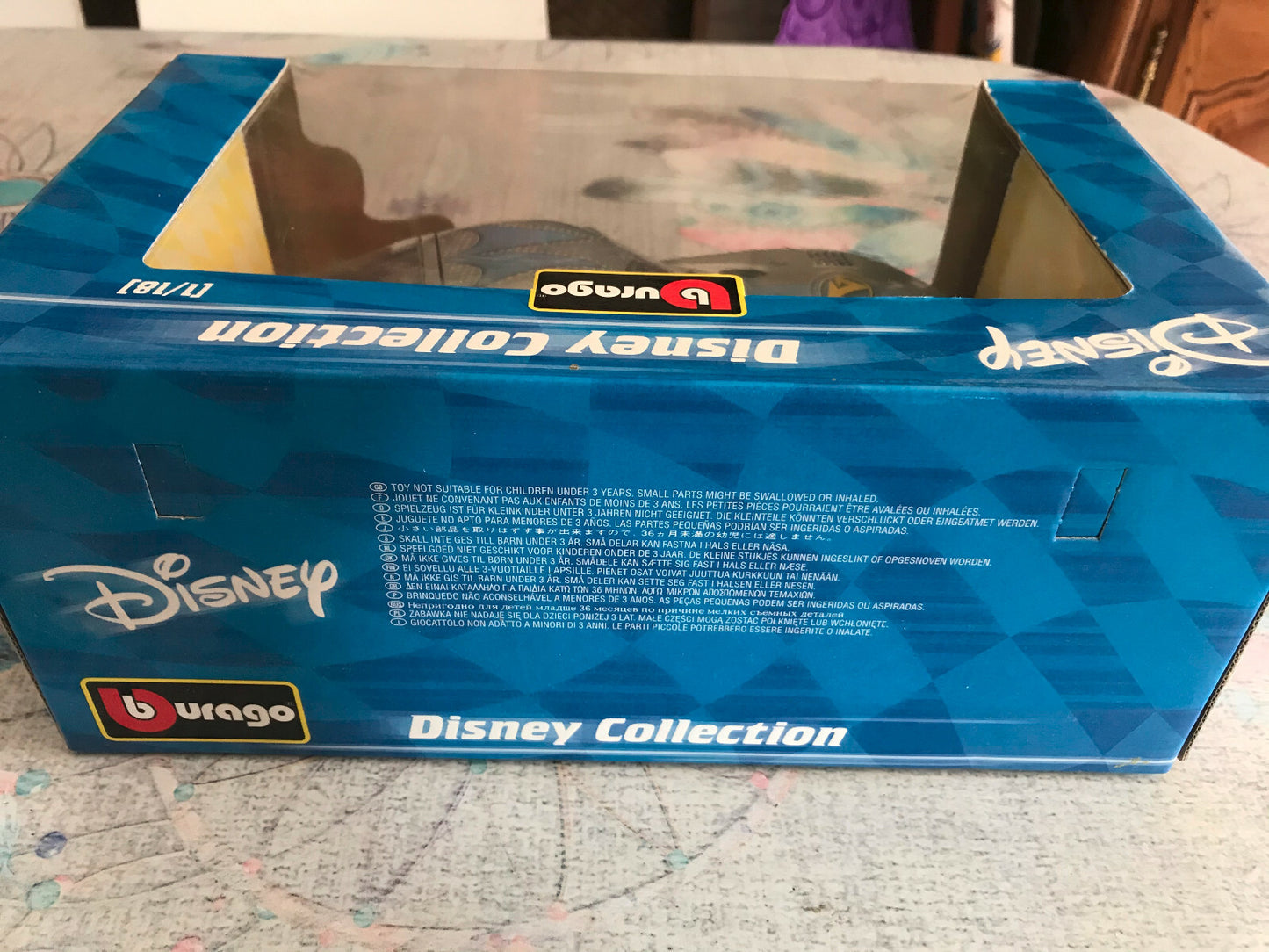 Voiture miniature Disney Dodge Viper GTS Goofy Dingo Burago 2006 au 1/18