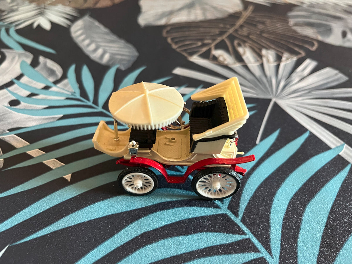 Ancienne Voiture Miniature Peugeot Victoria Safir Mobil France 1/43