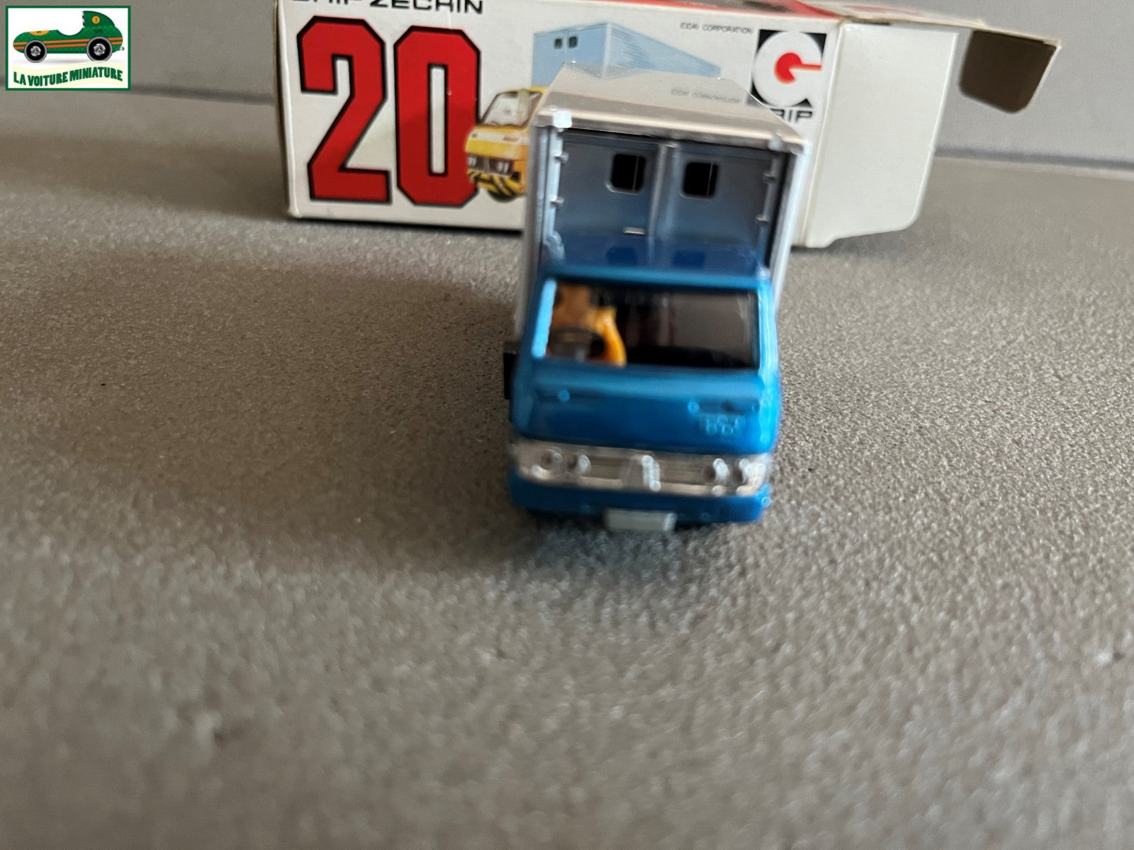 Voiture miniature Camion Grip Zechin Isuzu Lift Truck Japan 1/62