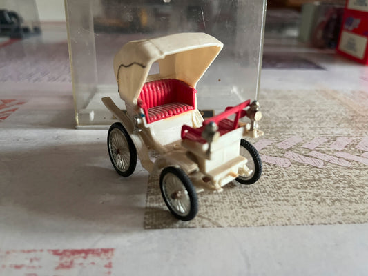 Voiture miniature Plastique 3 Peugeot Victoria 1899 Minialuxe 1/43