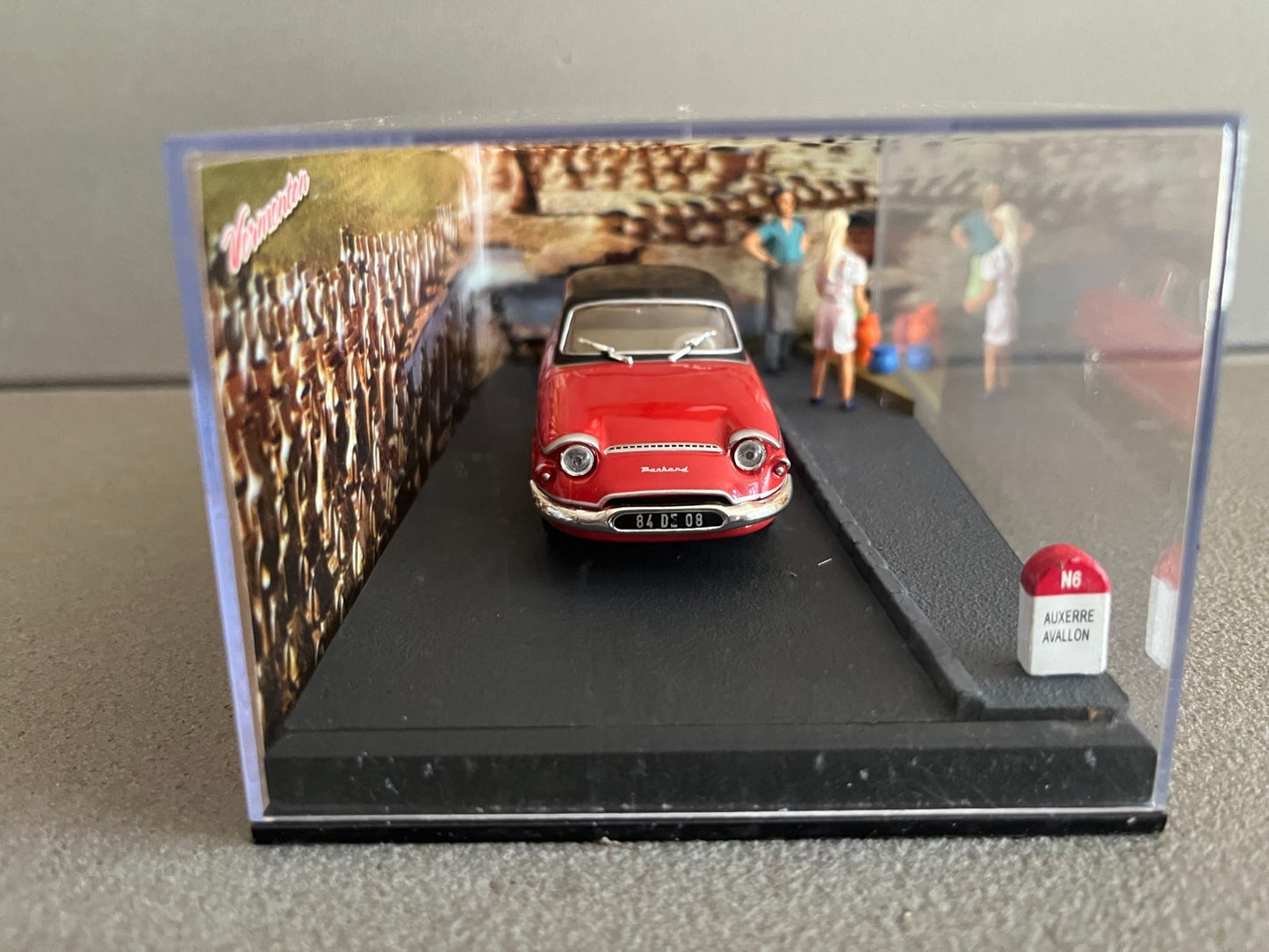 Voiture Miniature Panhard PL 17 Etape 45 La Route Bleue RN7 1/43