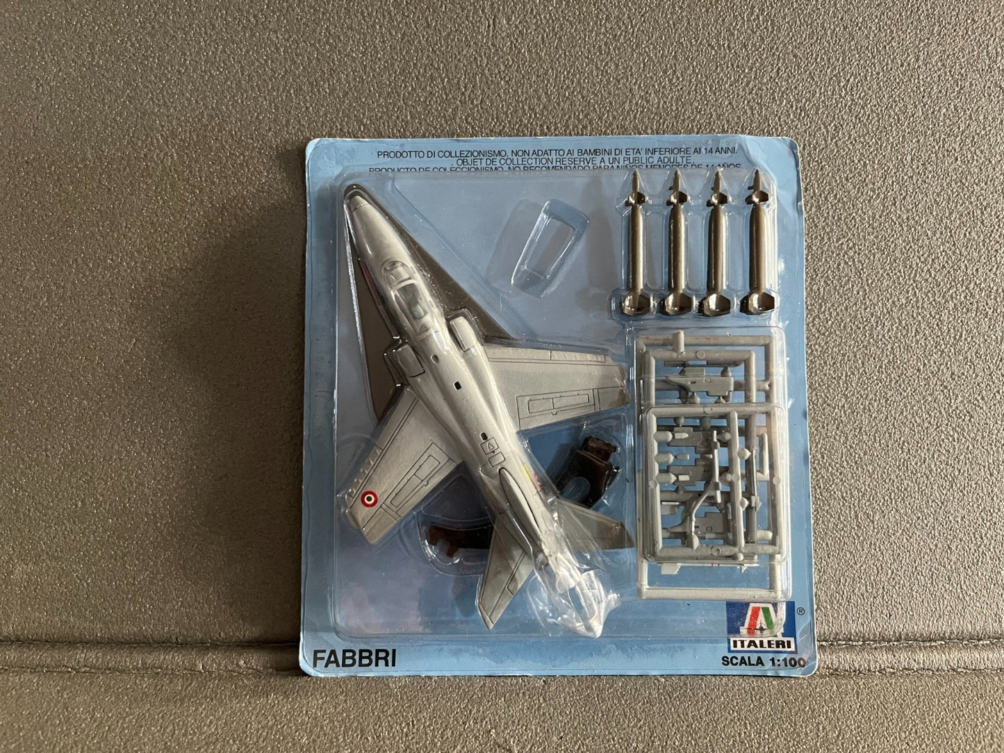 Avion miniature Militaire AMX Ghibli Fabbri Italeri 1/100