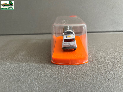 Voiture miniature Camion Mercedes Aeroport Guiloy Spain Echelle Type Majorette