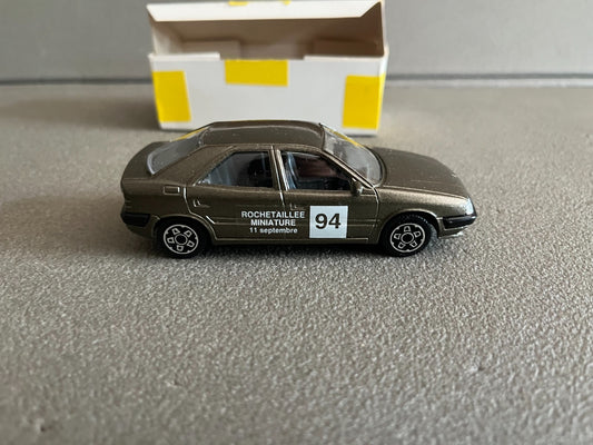 Jouet Ancien Voiture Miniature Citroen Xantia Burago  Rochetaillée 94 1/43