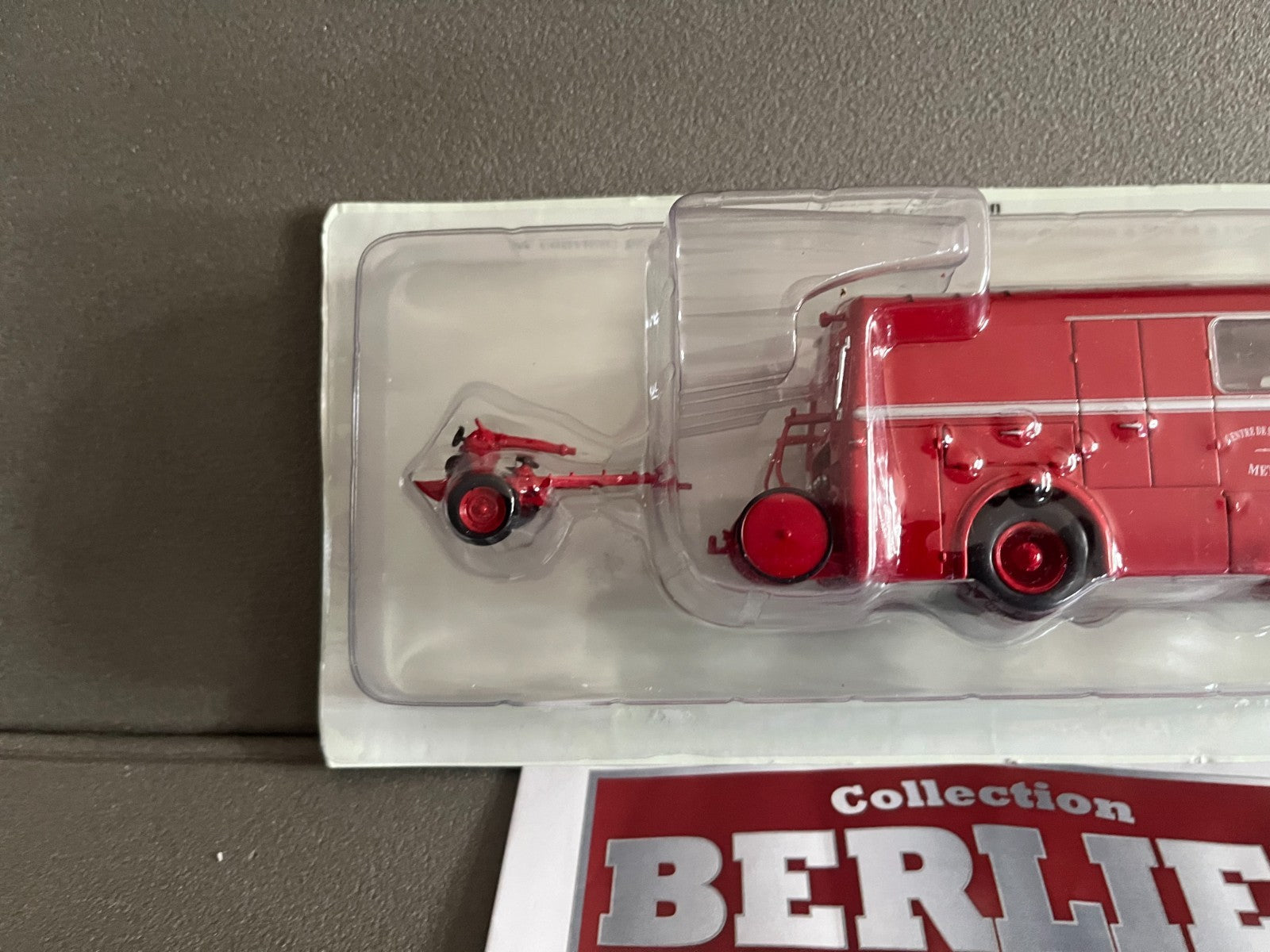 Voiture miniature Camion Berliet GLCK 10 R Pompiers Metz Hachette 1/43