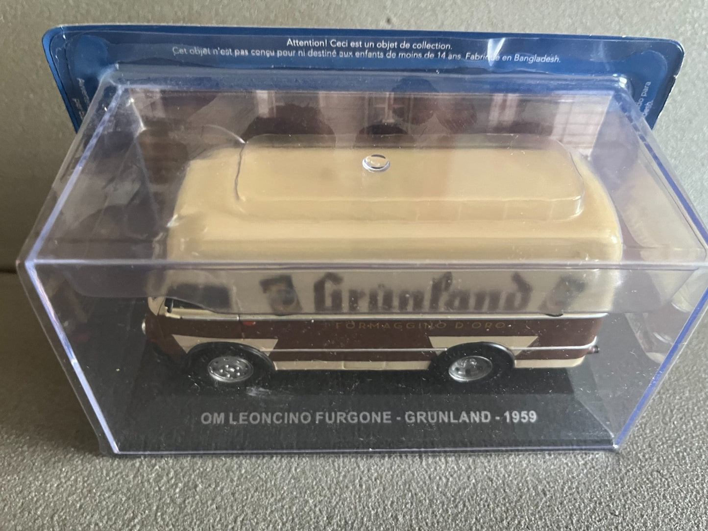 Voiture Miniature OM Leoncino Furgone Grunland 1959 au 1/43